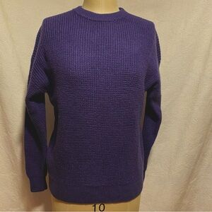 Wilfred Aritzia dark purple XS/S merino wool sweater
